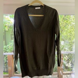 Green cashmere sweater by equipment.